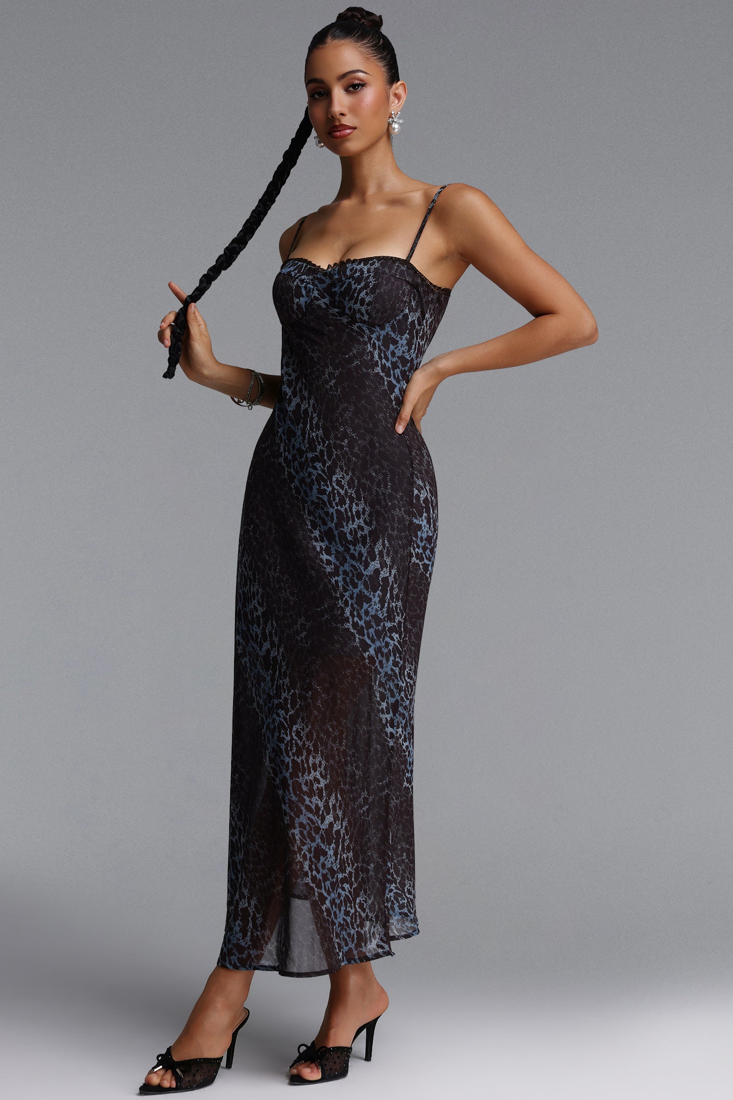 Gabriella Romantic Contour Spaghetti Strap Print Woven Maxi Dress	