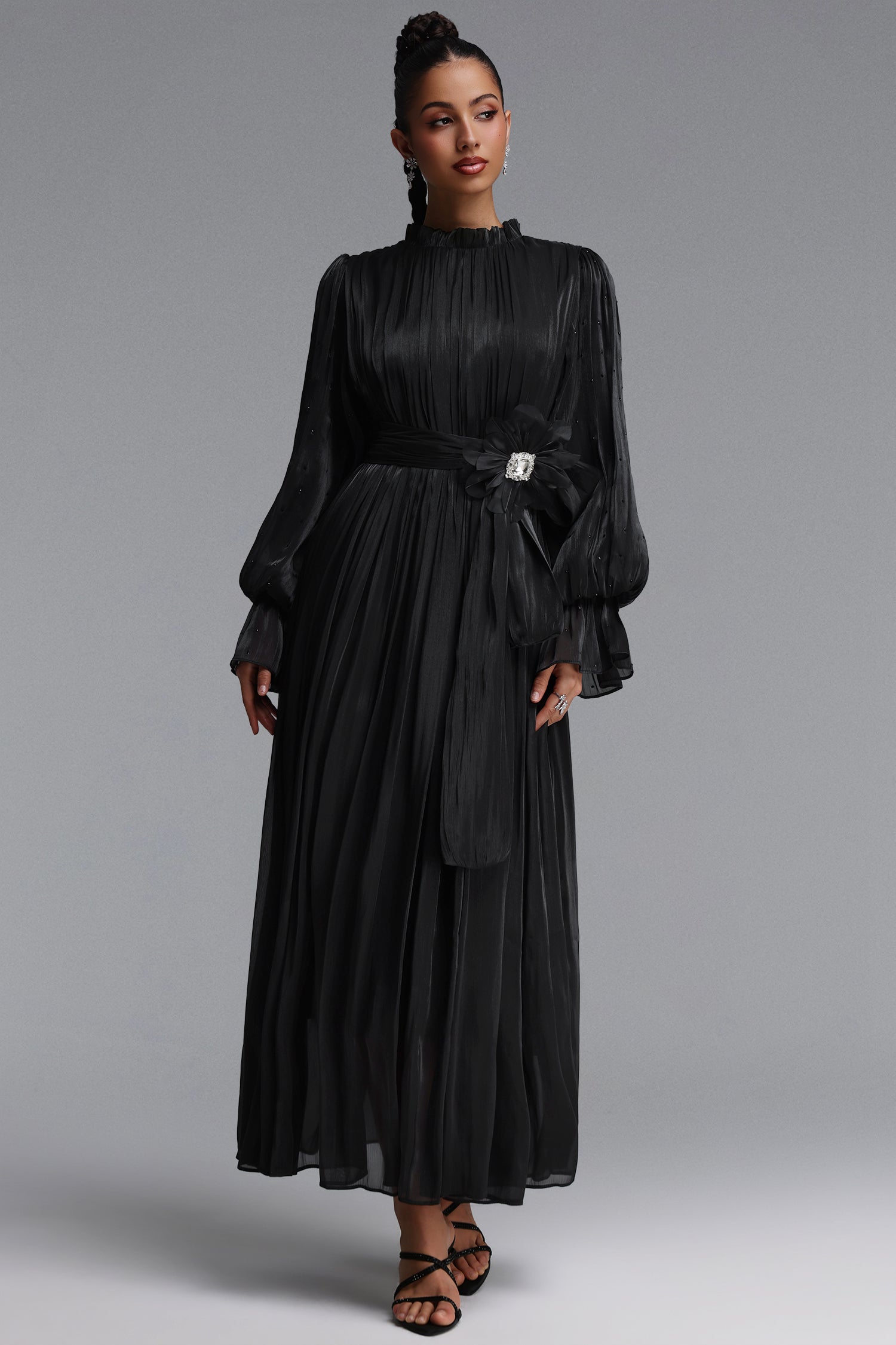 Ikira Resort Flowy Long Sleeve Pleated Floral Satin Black Maxi Dress	