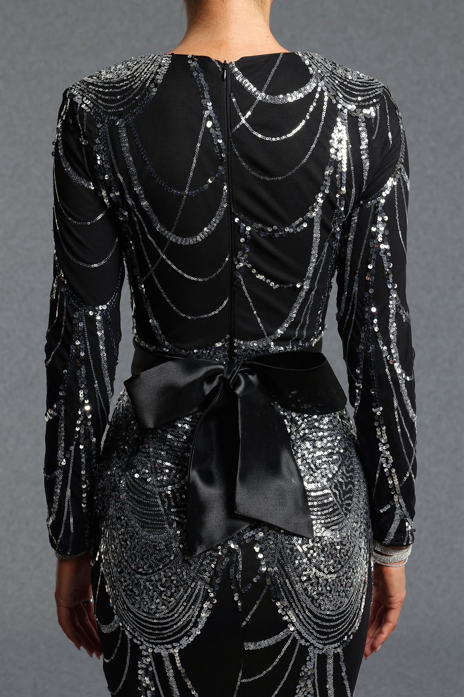 Teagan Elegant Contour V Neck Long Sleeve Sequined Maxi Dress	