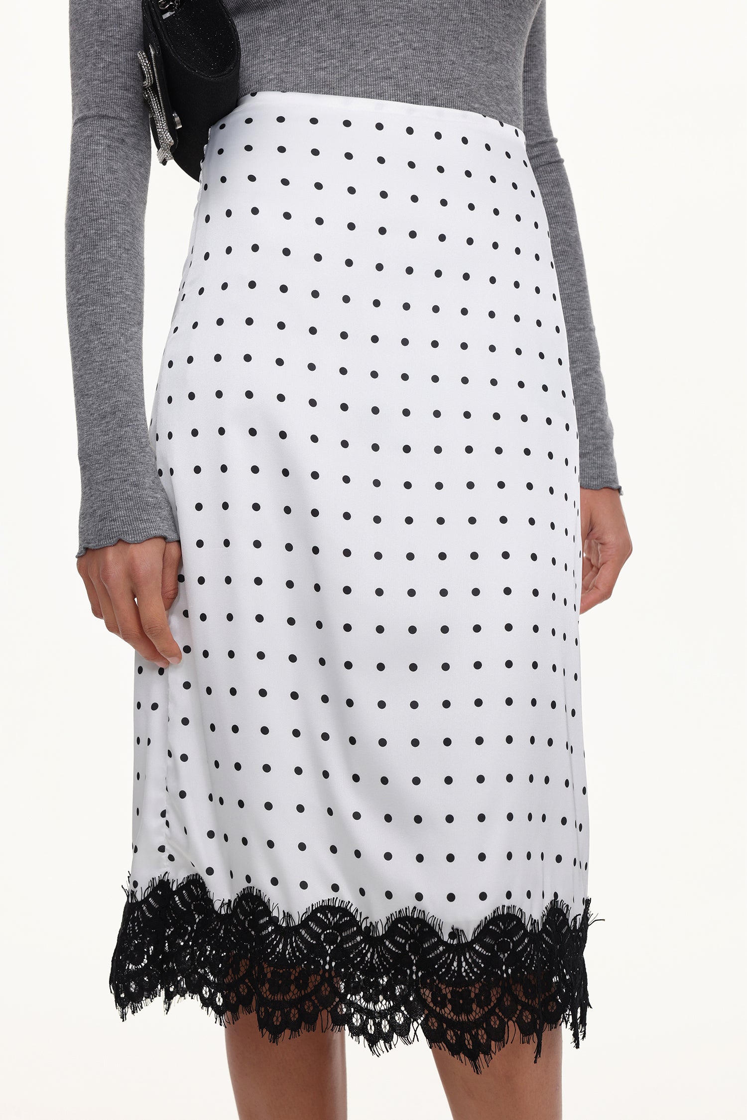 Uniko Elegant Contour Top And Skirt Set