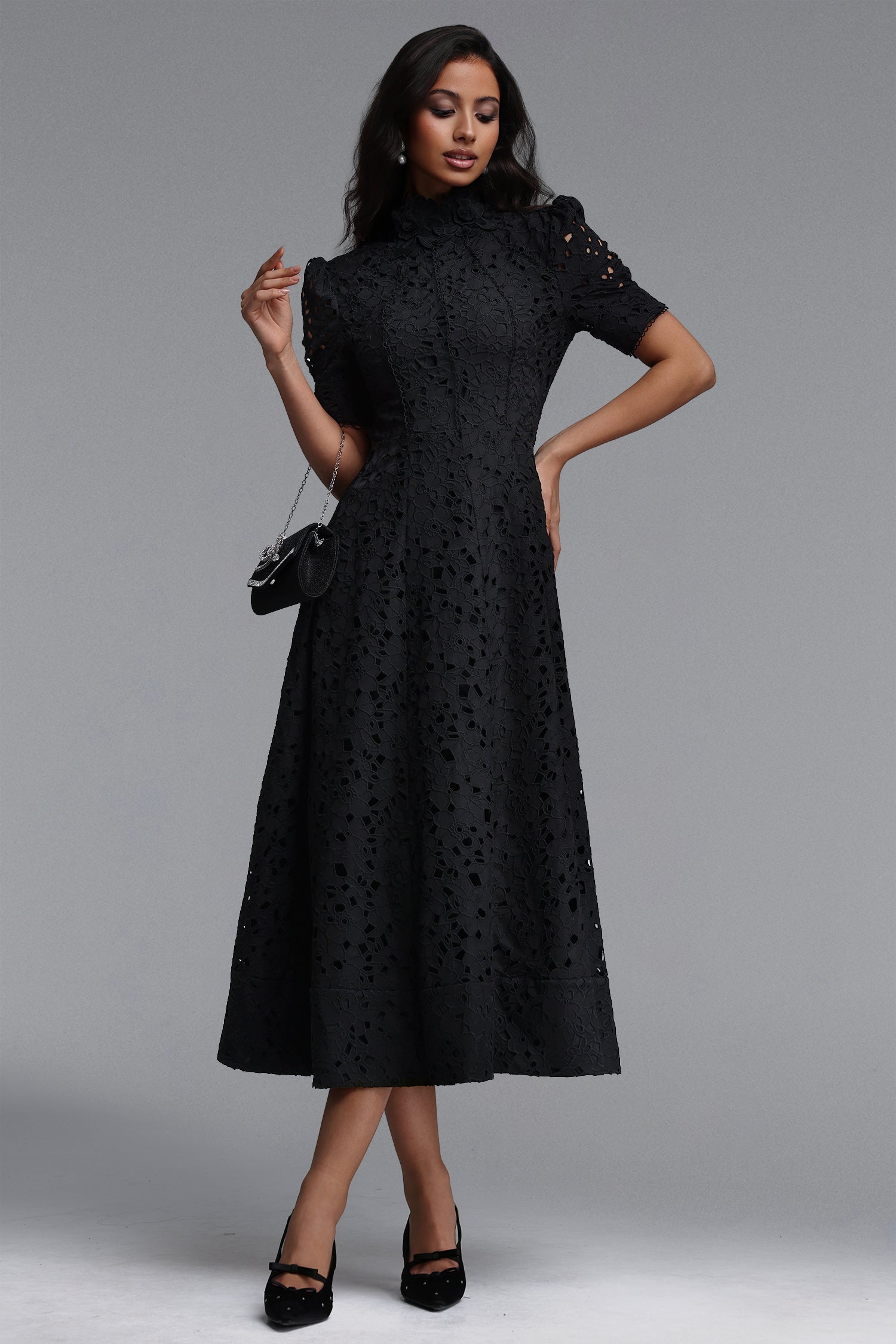 Kitsu Short Sleeve Midi Dress