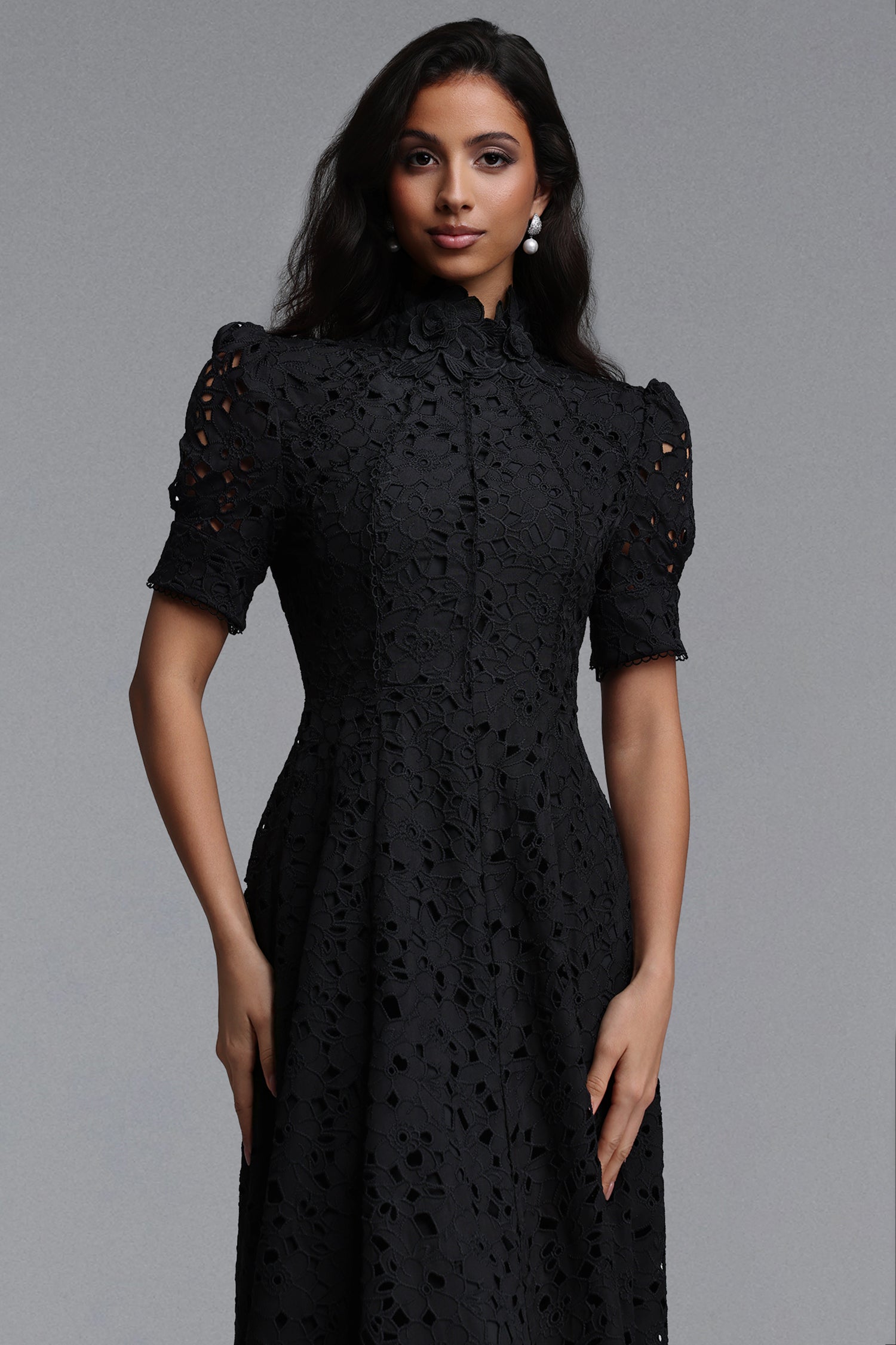 Kitsu Short Sleeve Midi Dress