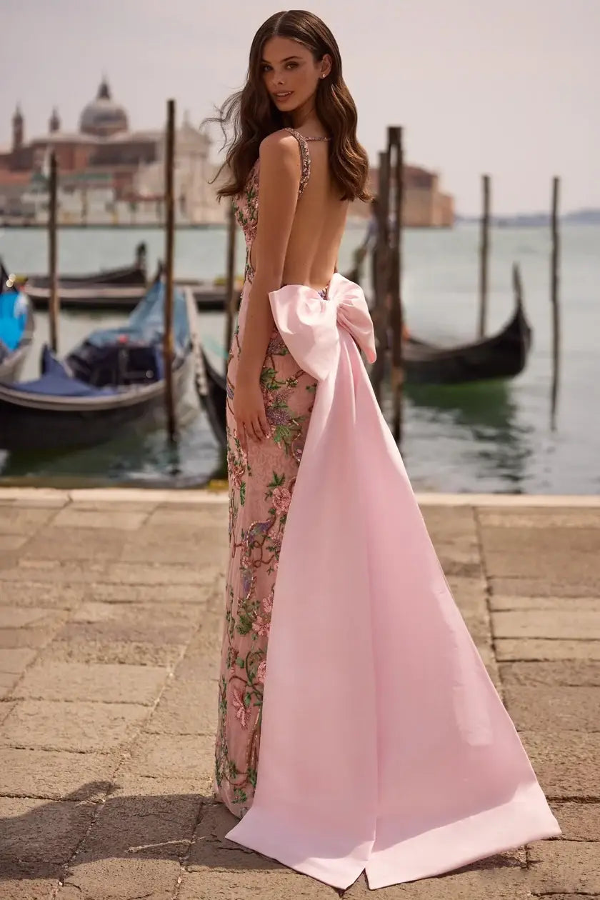Sherri Hill