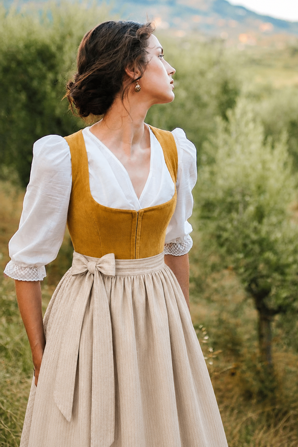 Dirndl Mira	