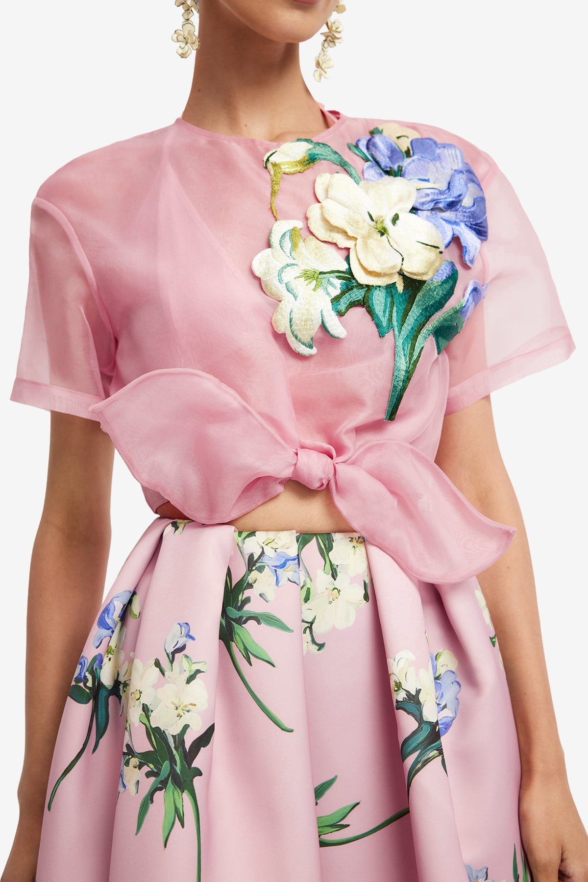 Riley Embroidered Sleeve Top Bouquet Print in Pastel Pink