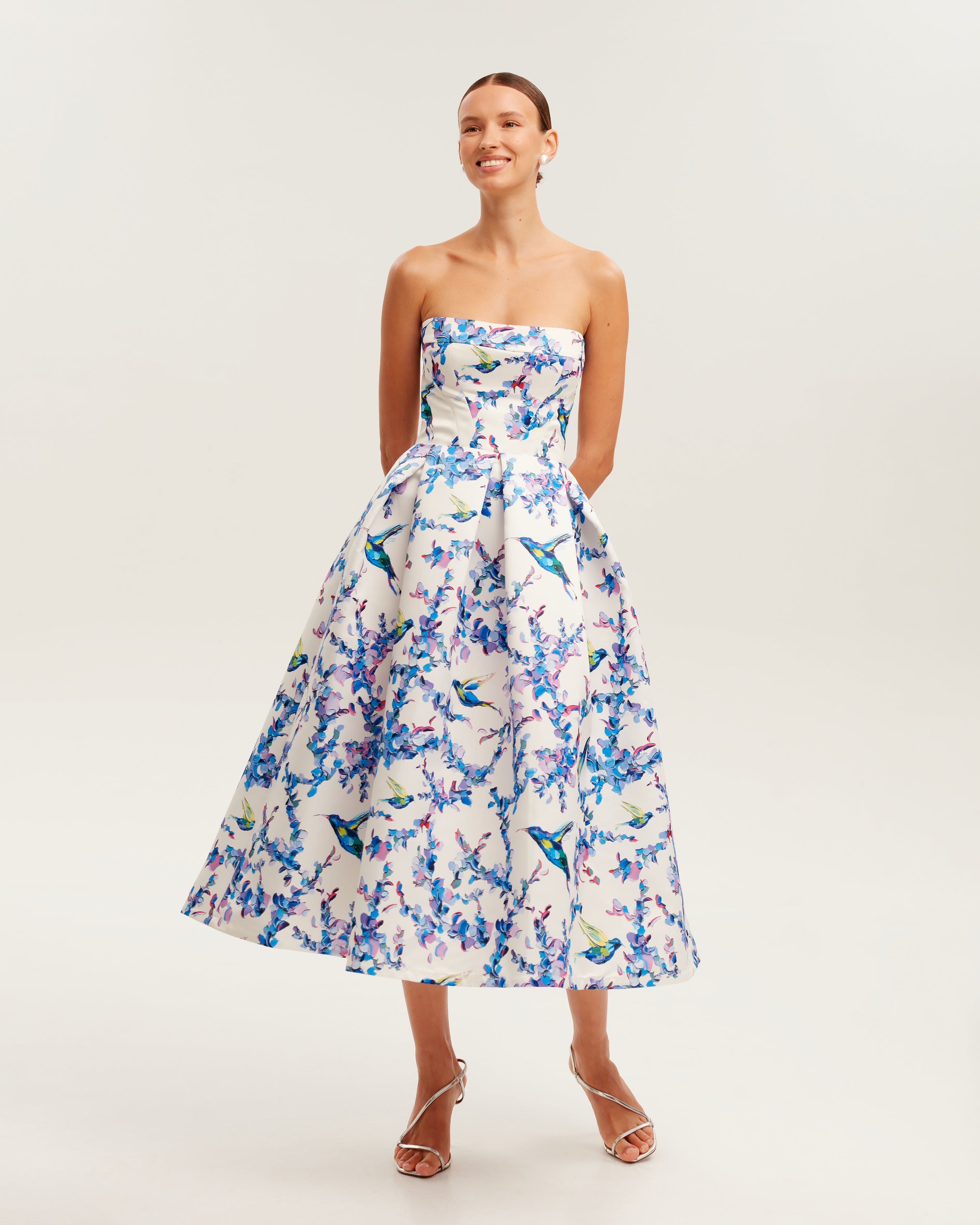 Strapless midi dress with bird and flower print Garden of Eden