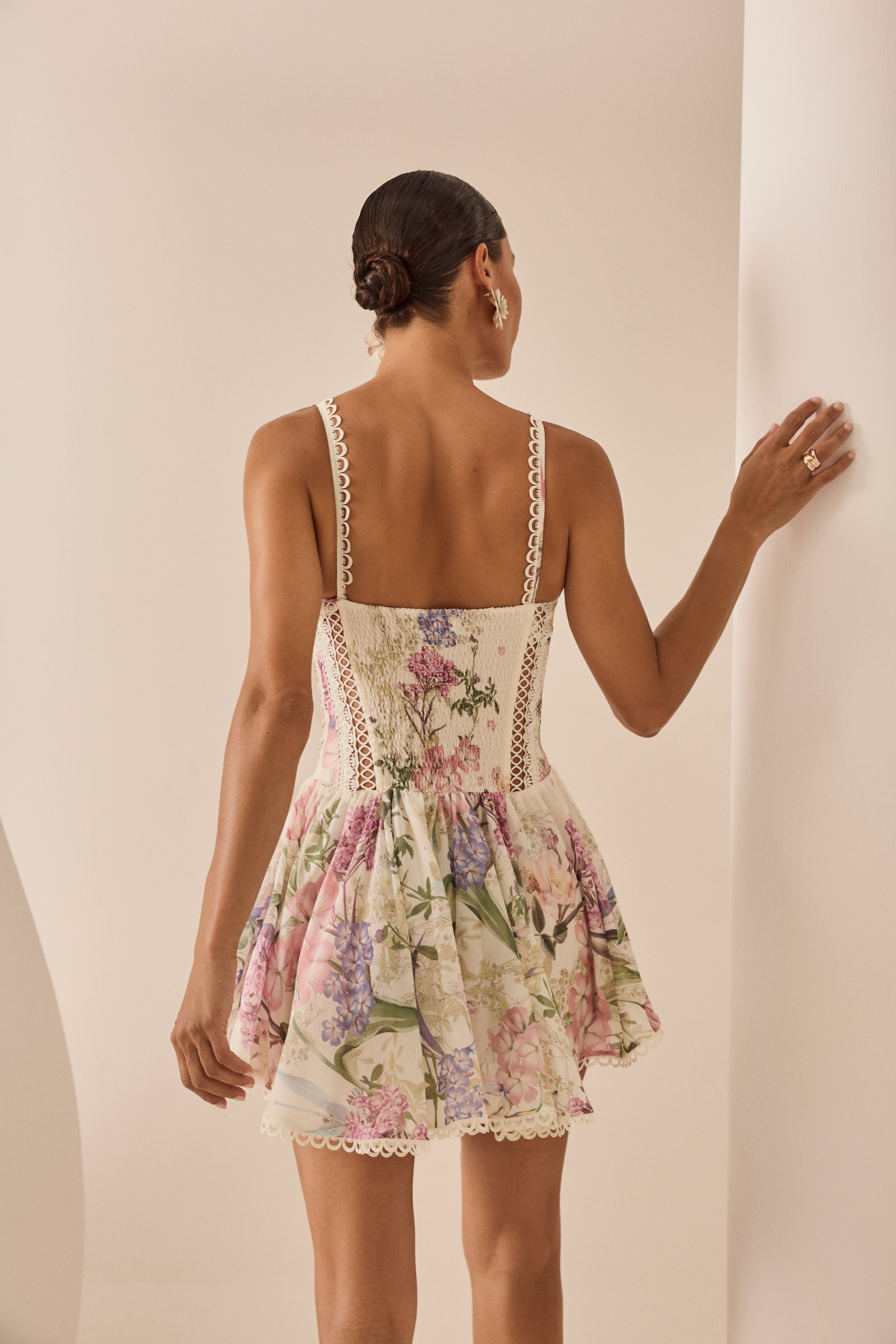 Vestido corto Gardenia 3