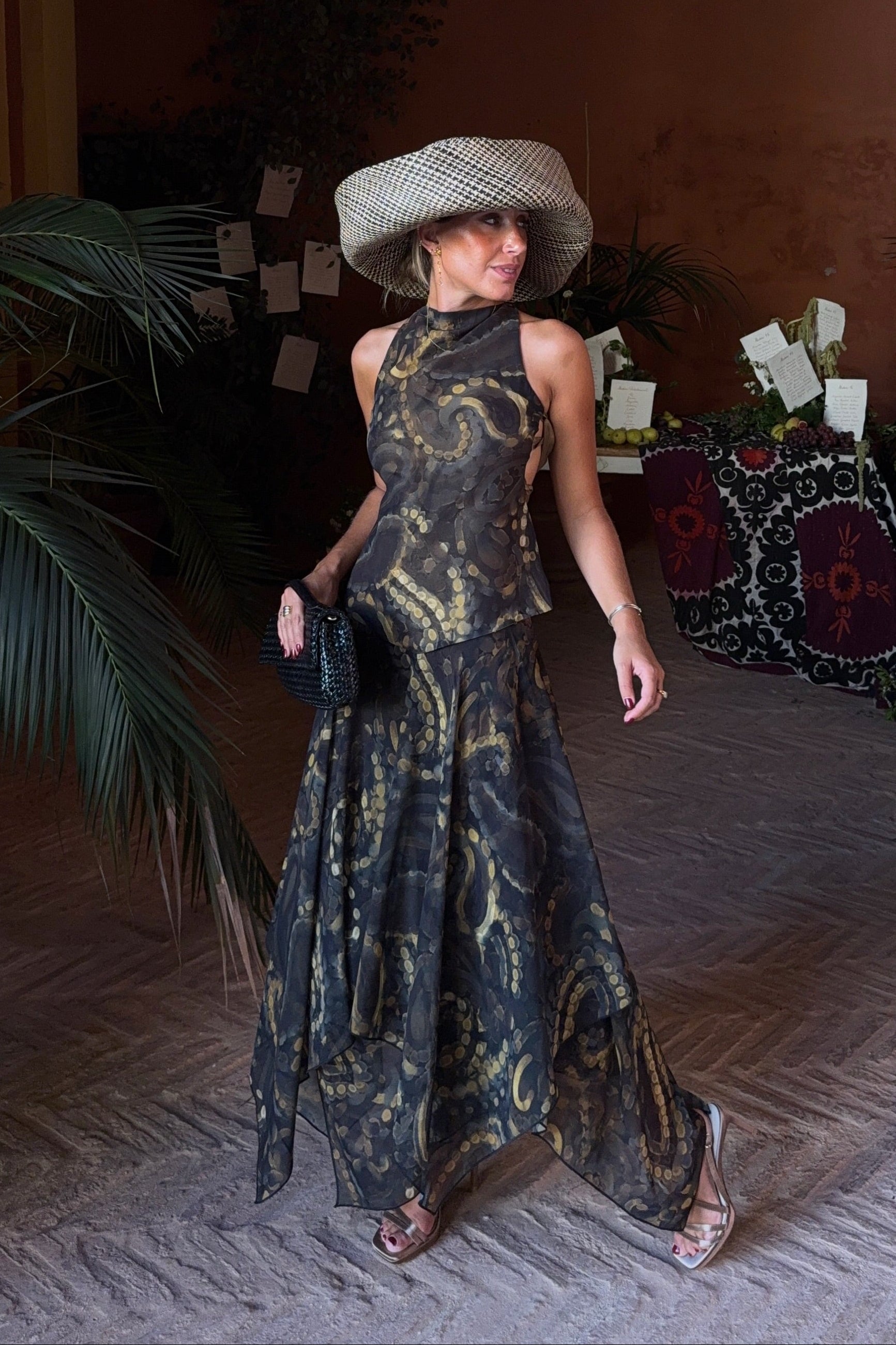 Zahra Abstract Print Skirt Set
