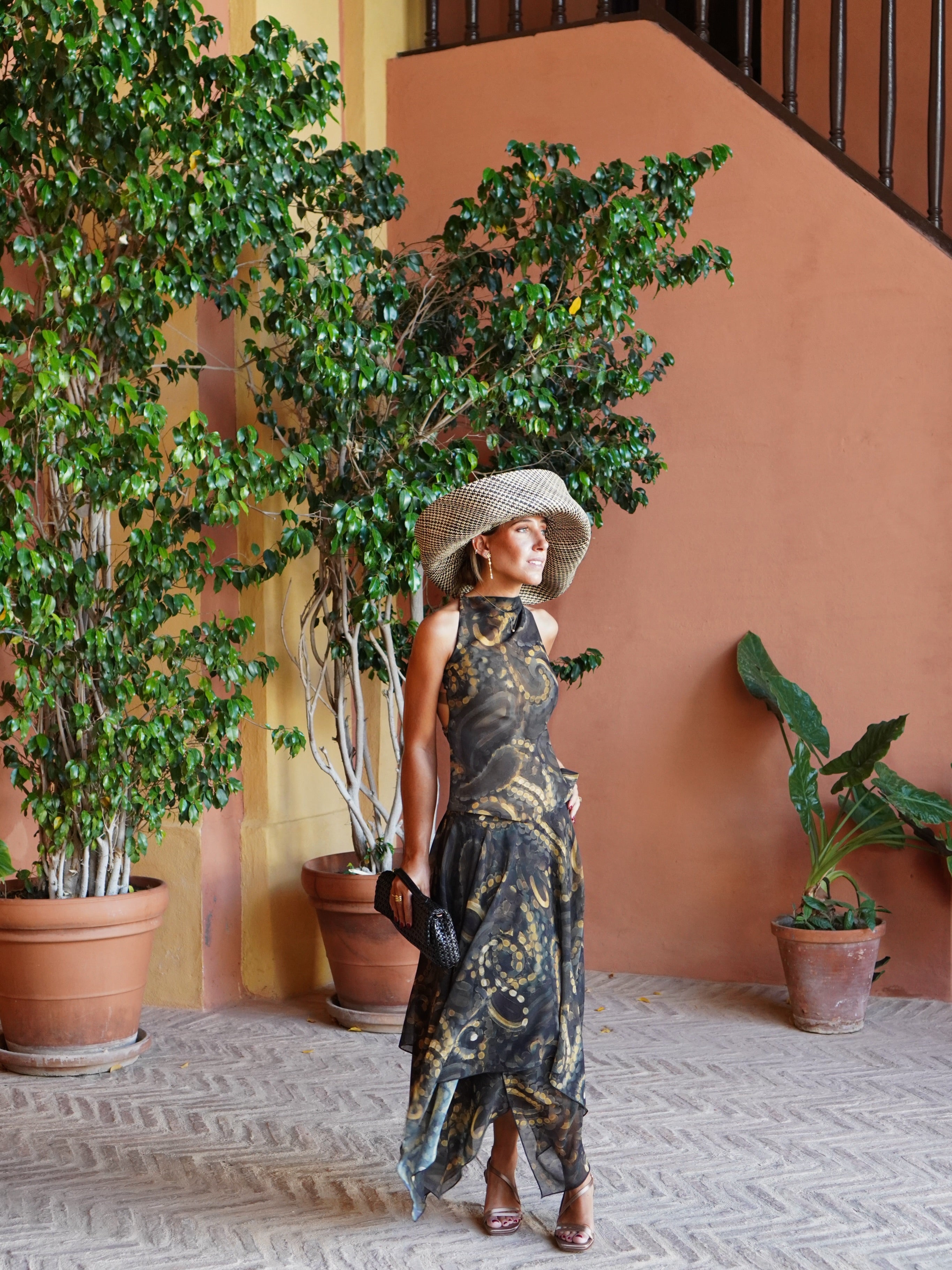 Zahra Abstract Print Skirt Set