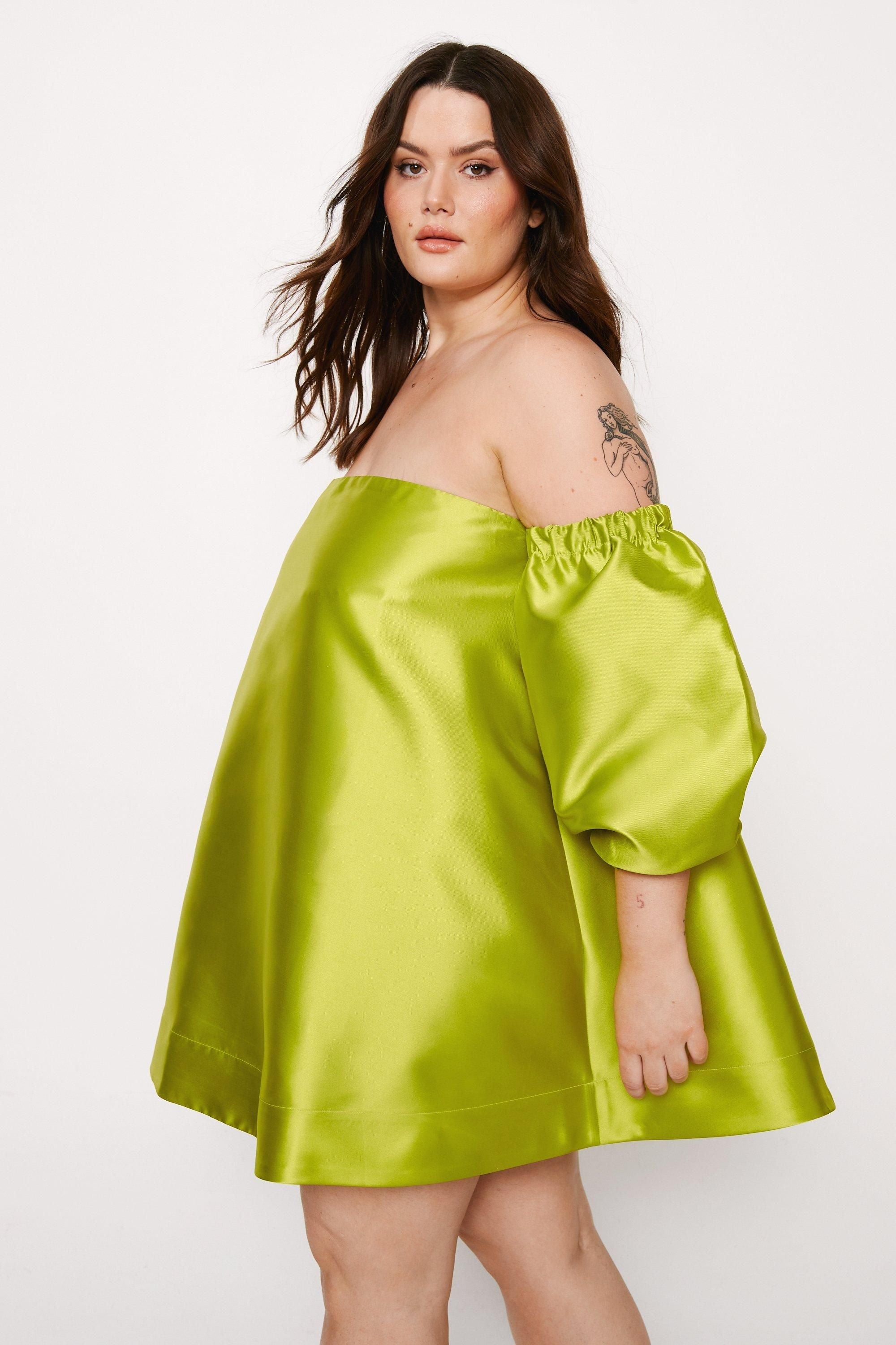 Plus Size Structured Bardot Puff Sleeve Mini Dress