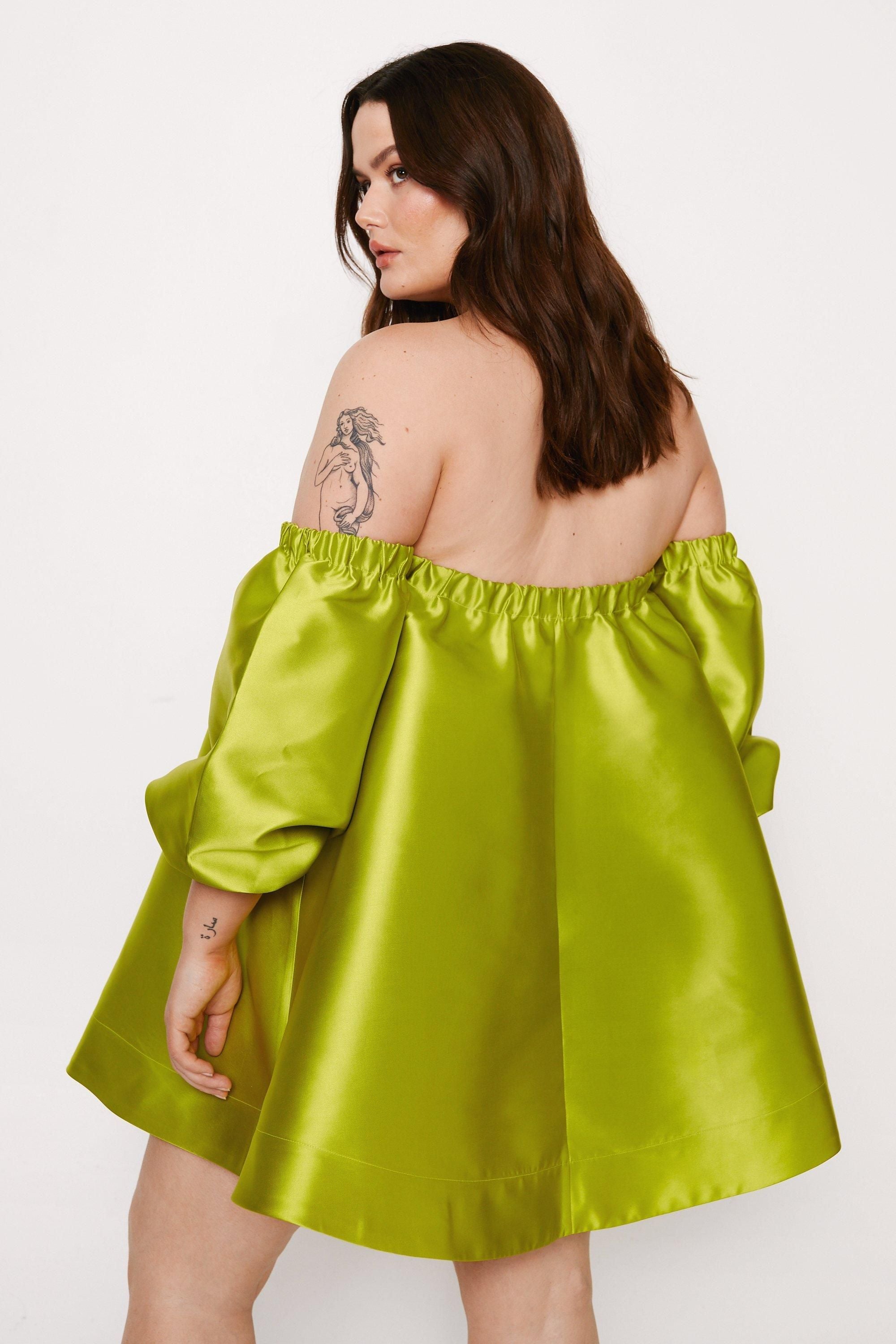 Plus Size Structured Bardot Puff Sleeve Mini Dress
