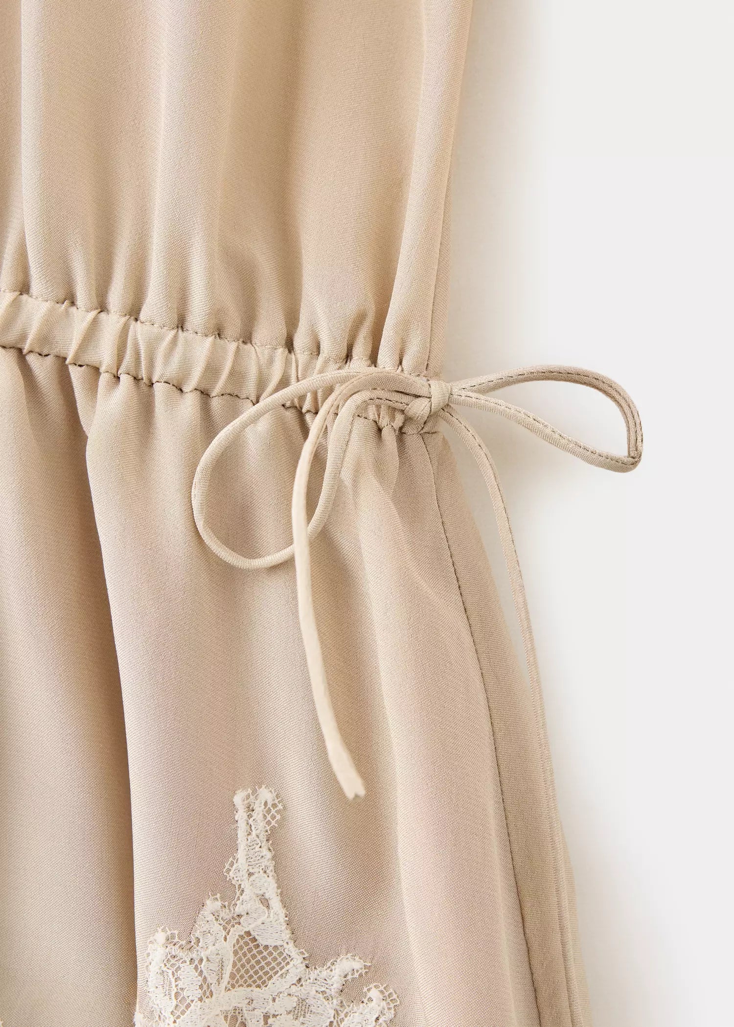 Lace short dress - Women
