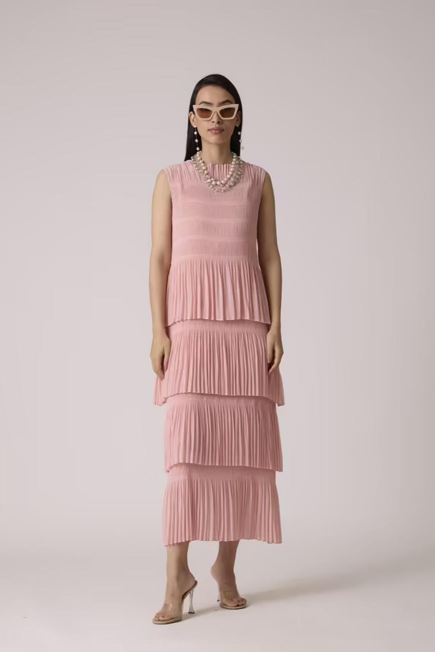 Nadia Tier Dress In Sweet Pink