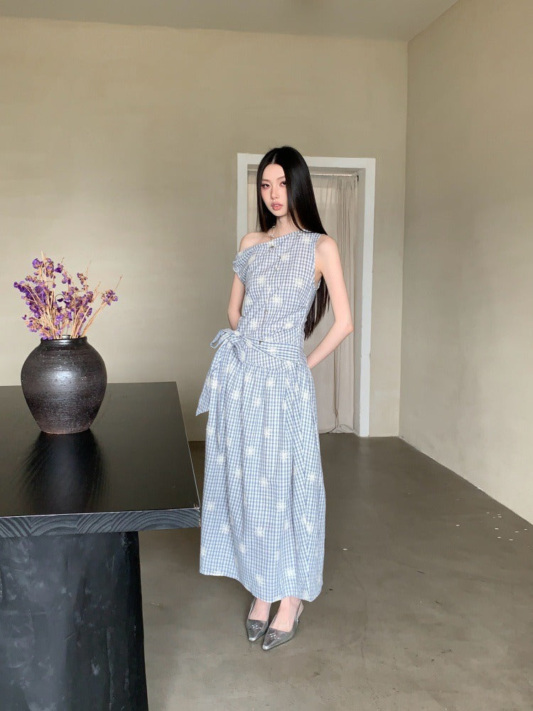 One-Shoulder Twist Asymmetric Embroidered Maxi Dress