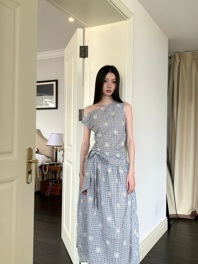One-Shoulder Twist Asymmetric Embroidered Maxi Dress