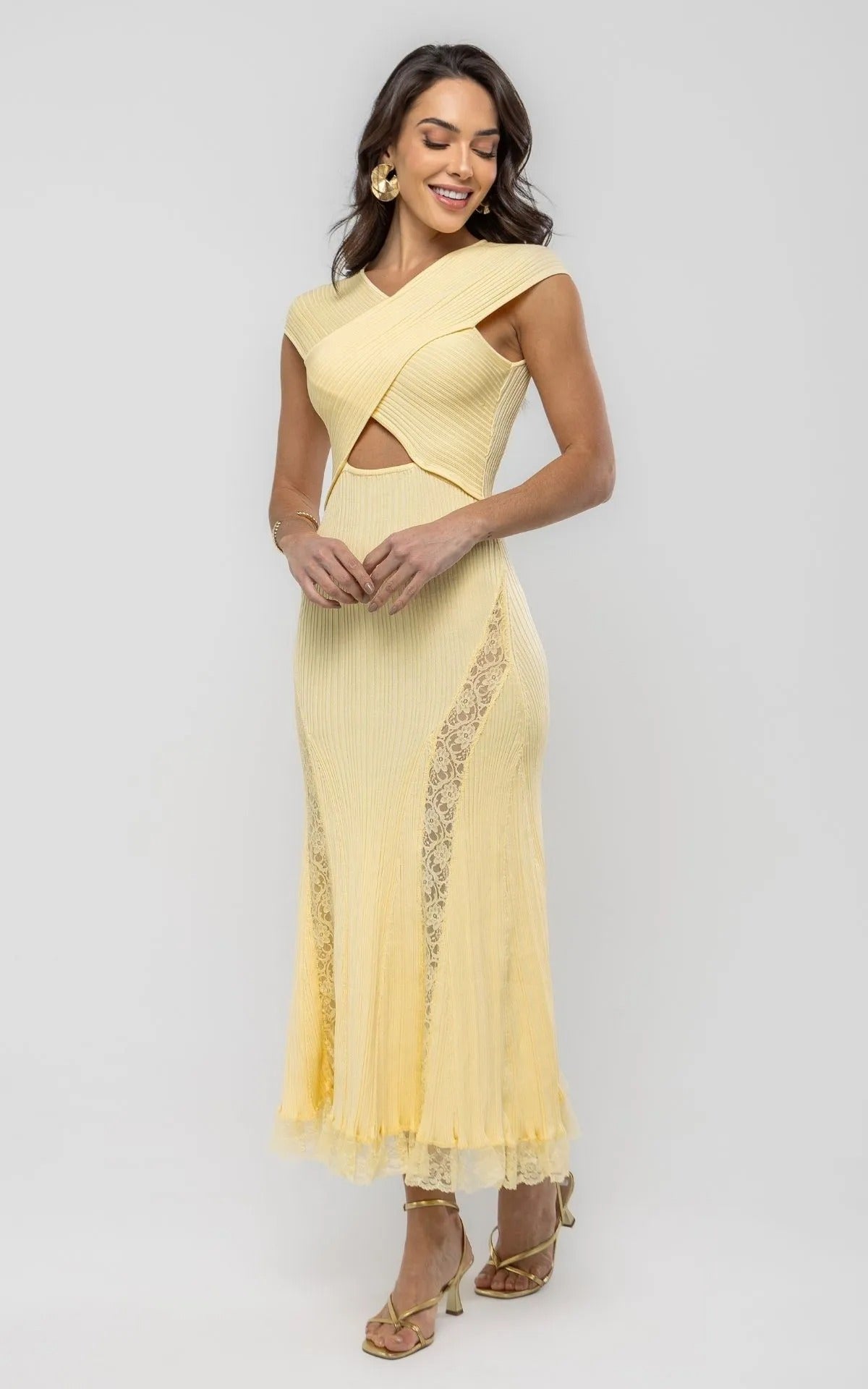 Vestido Midi Noemi Amarelo