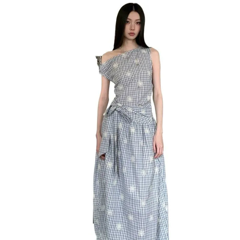 One-Shoulder Twist Asymmetric Embroidered Maxi Dress