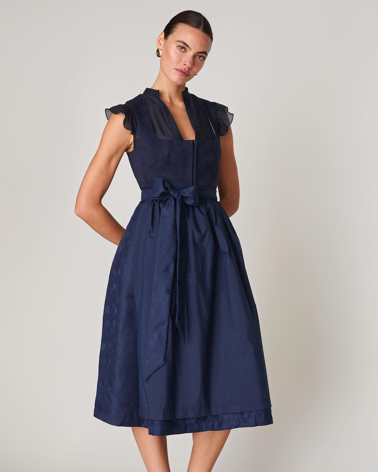 Dirndl dunkelblau Noah	