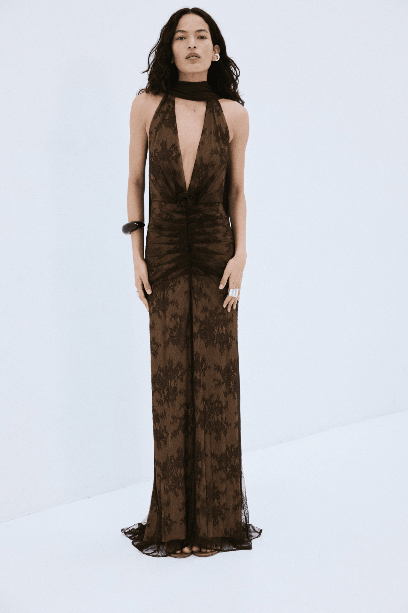 AMORA MAXI DRESS IN BROWN LACE TULLE