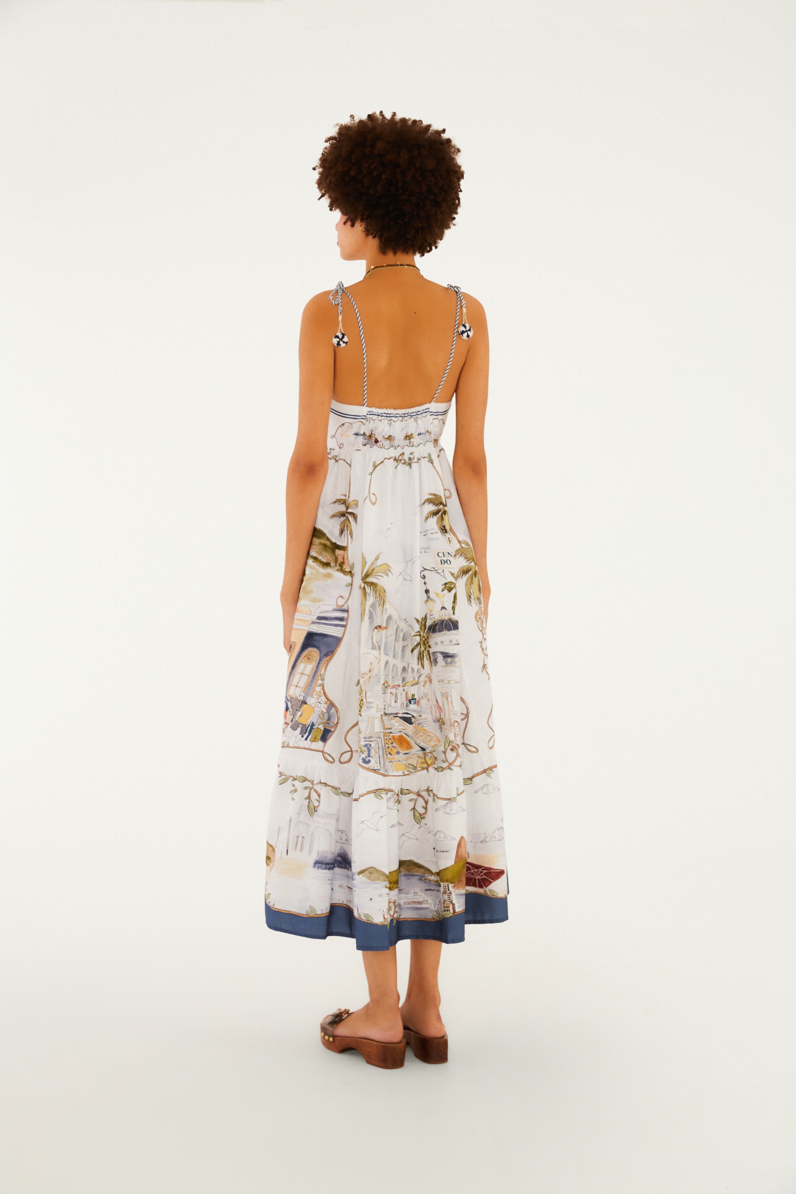 Vestido Longo Estampado Rio a Dentro