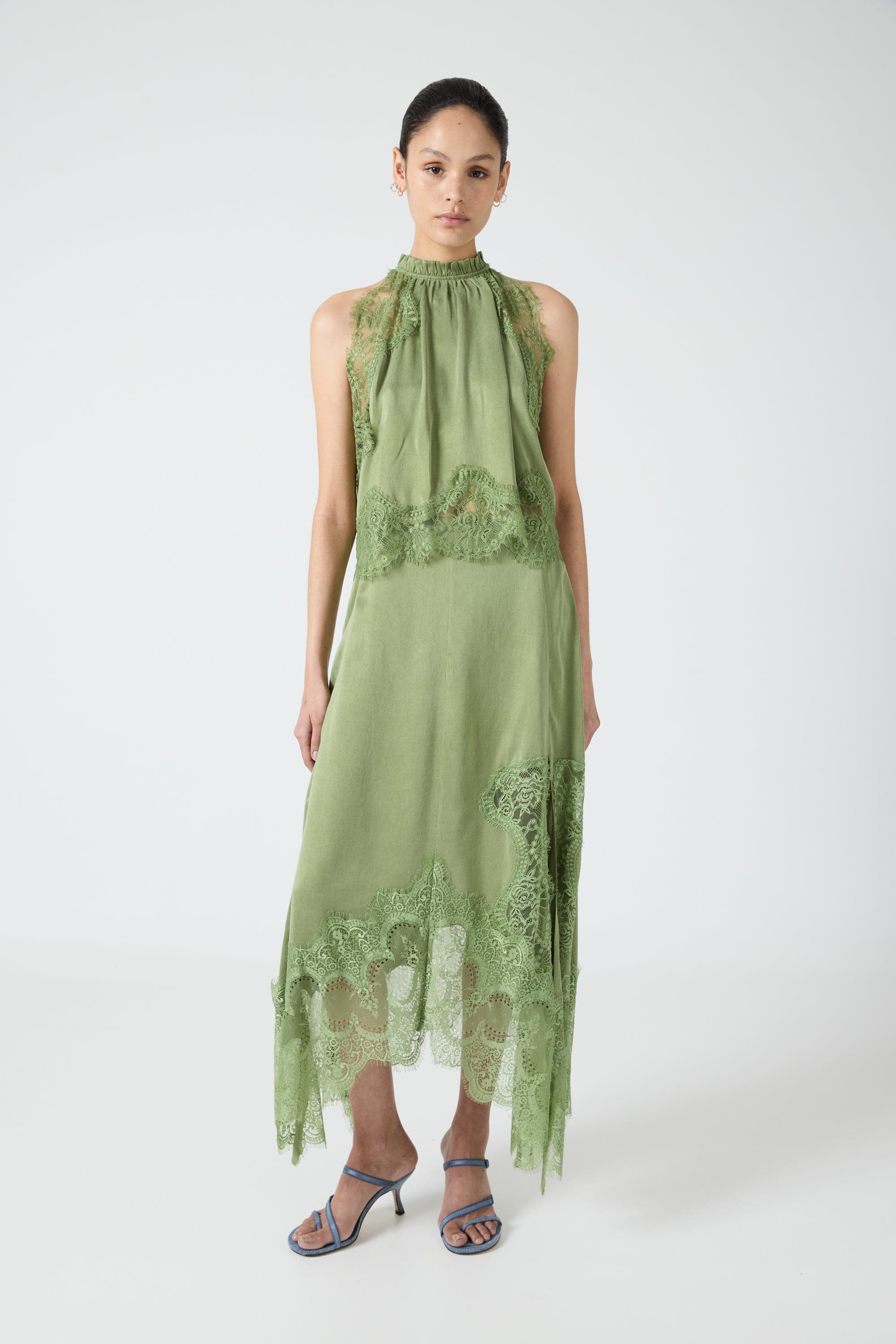 VISIONS LACE HANKERCHIEF TWO‑PIECE SET