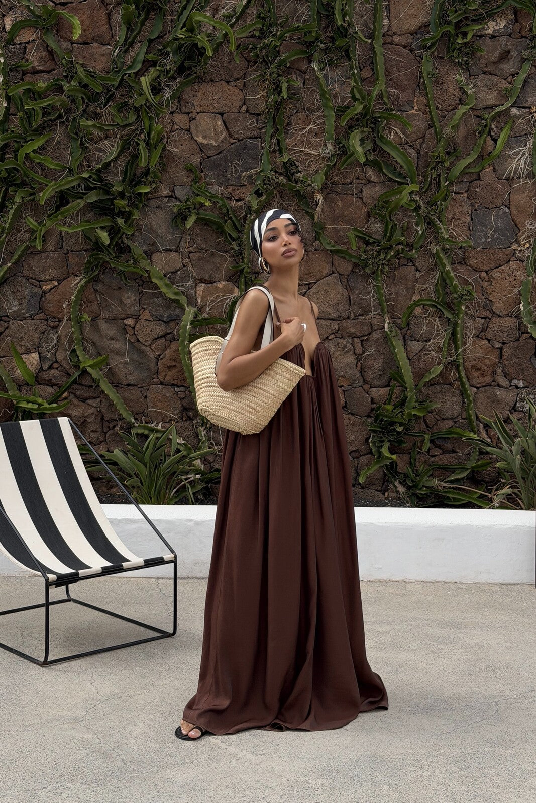 BROWN LONG DRESS WITH SHINE