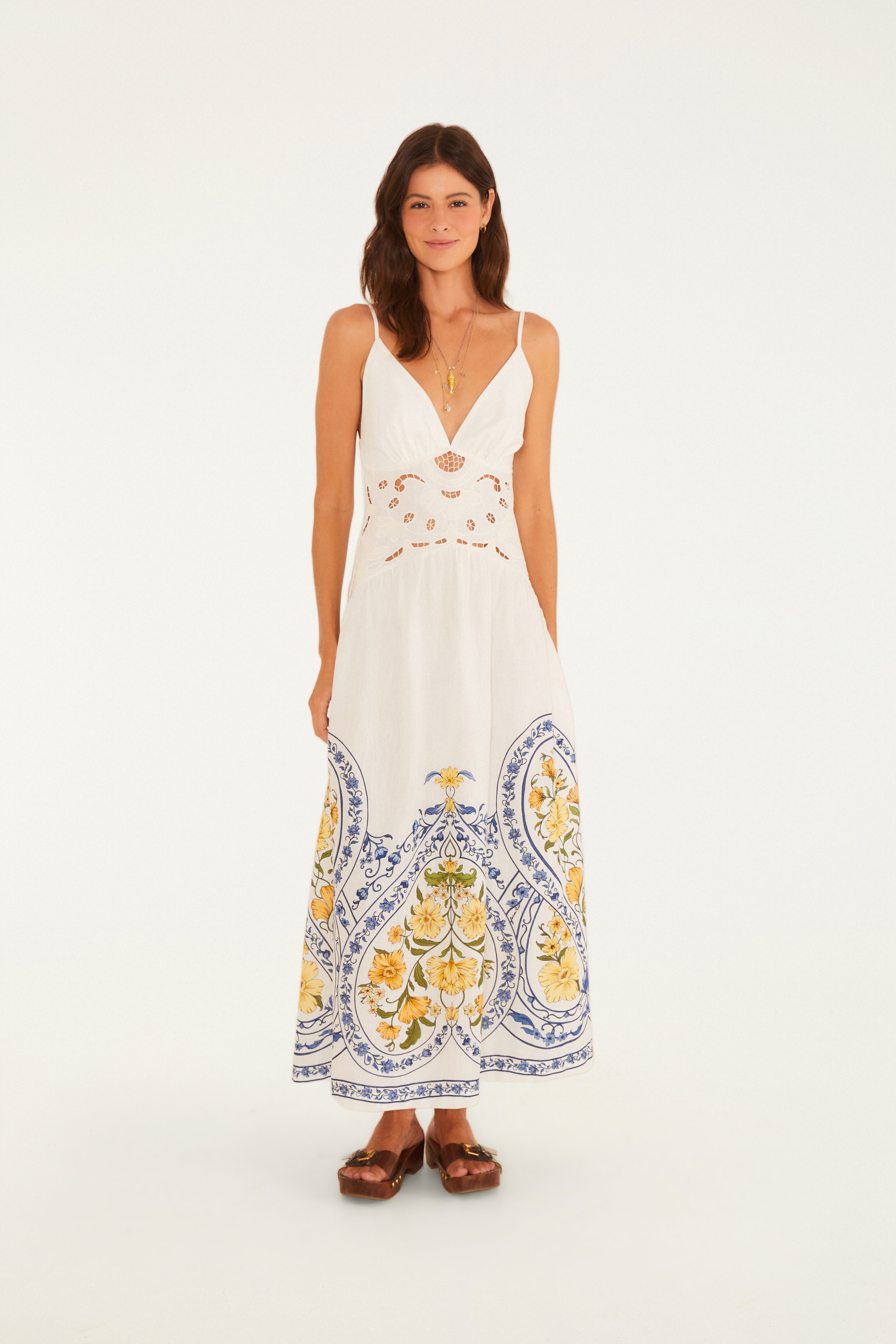 Vestido Longo Bordado Romance Boho