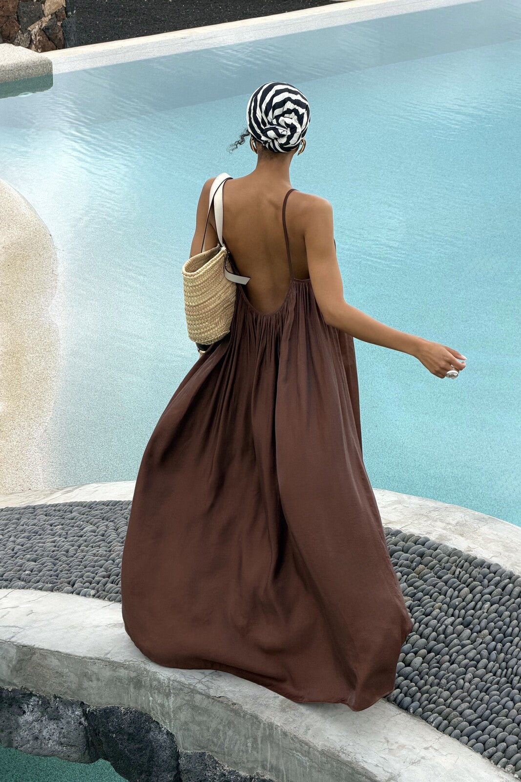 BROWN LONG DRESS WITH SHINE