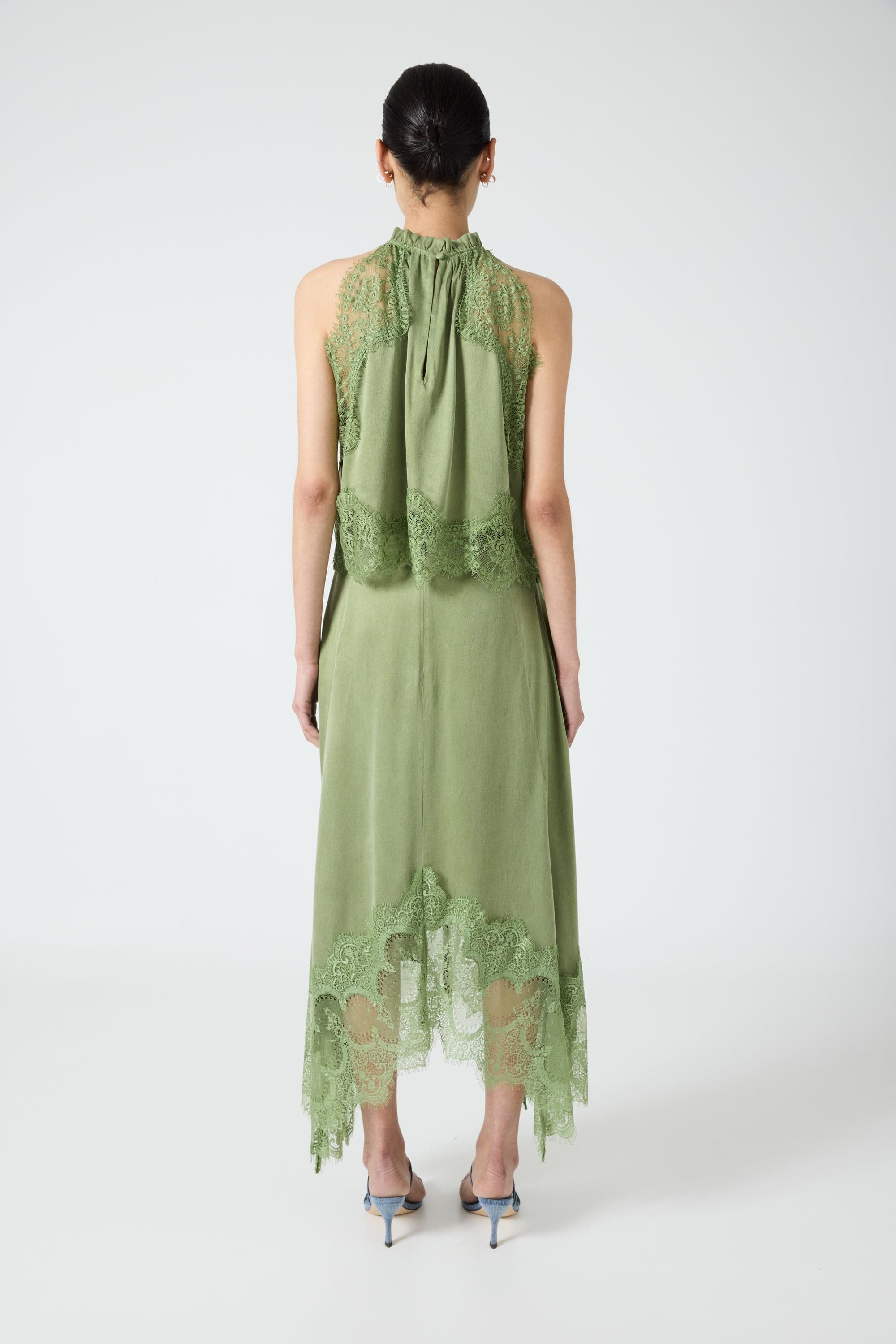VISIONS LACE HANKERCHIEF TWO‑PIECE SET