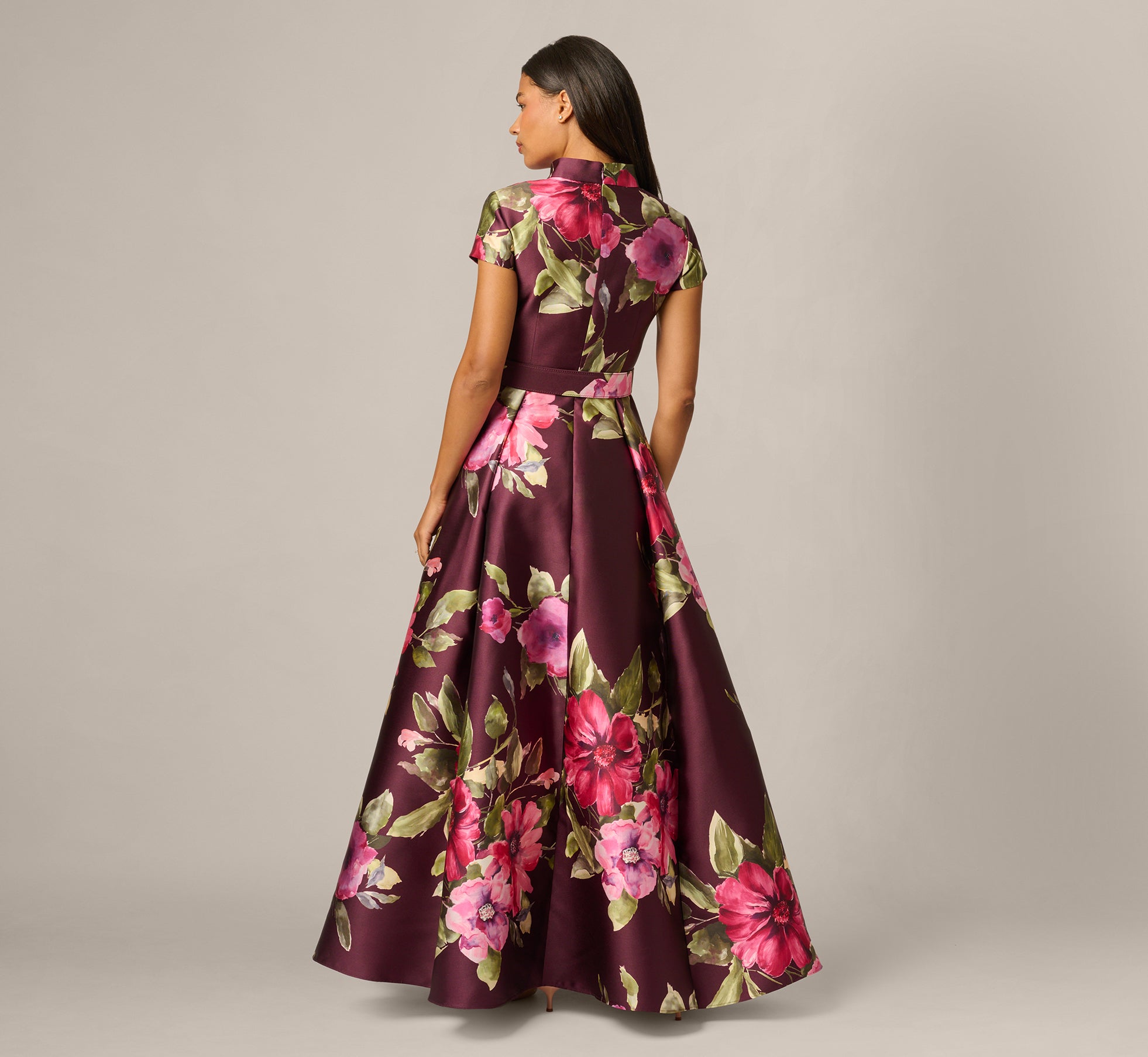 Short Sleeve Magnolia Floral Ballgown In Wine Multi - Wine Multi