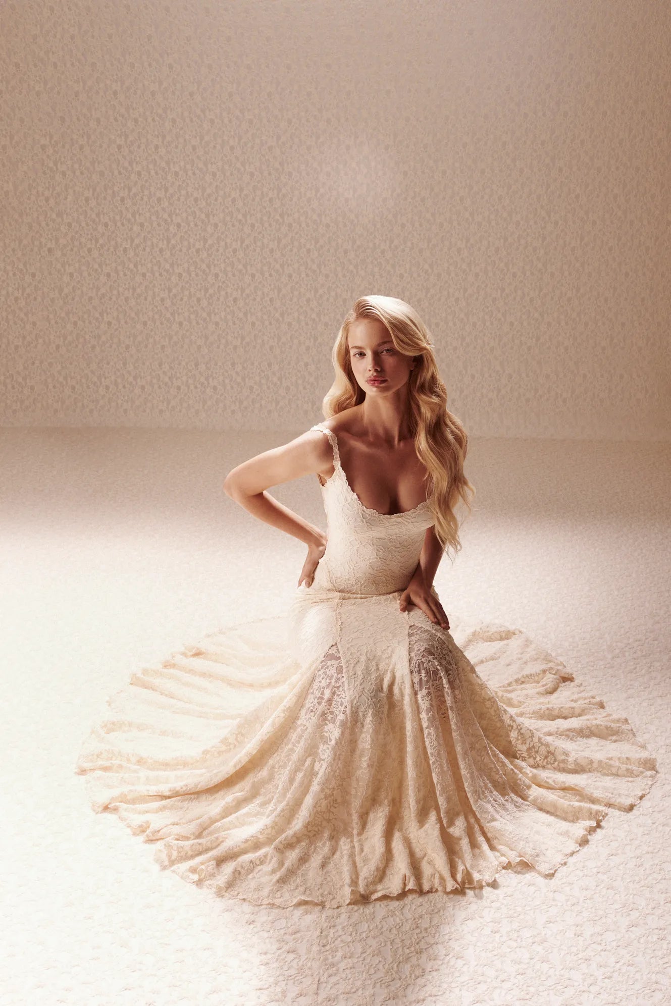 Ivory Scoop Neck Lace Mermaid Maxi Dress