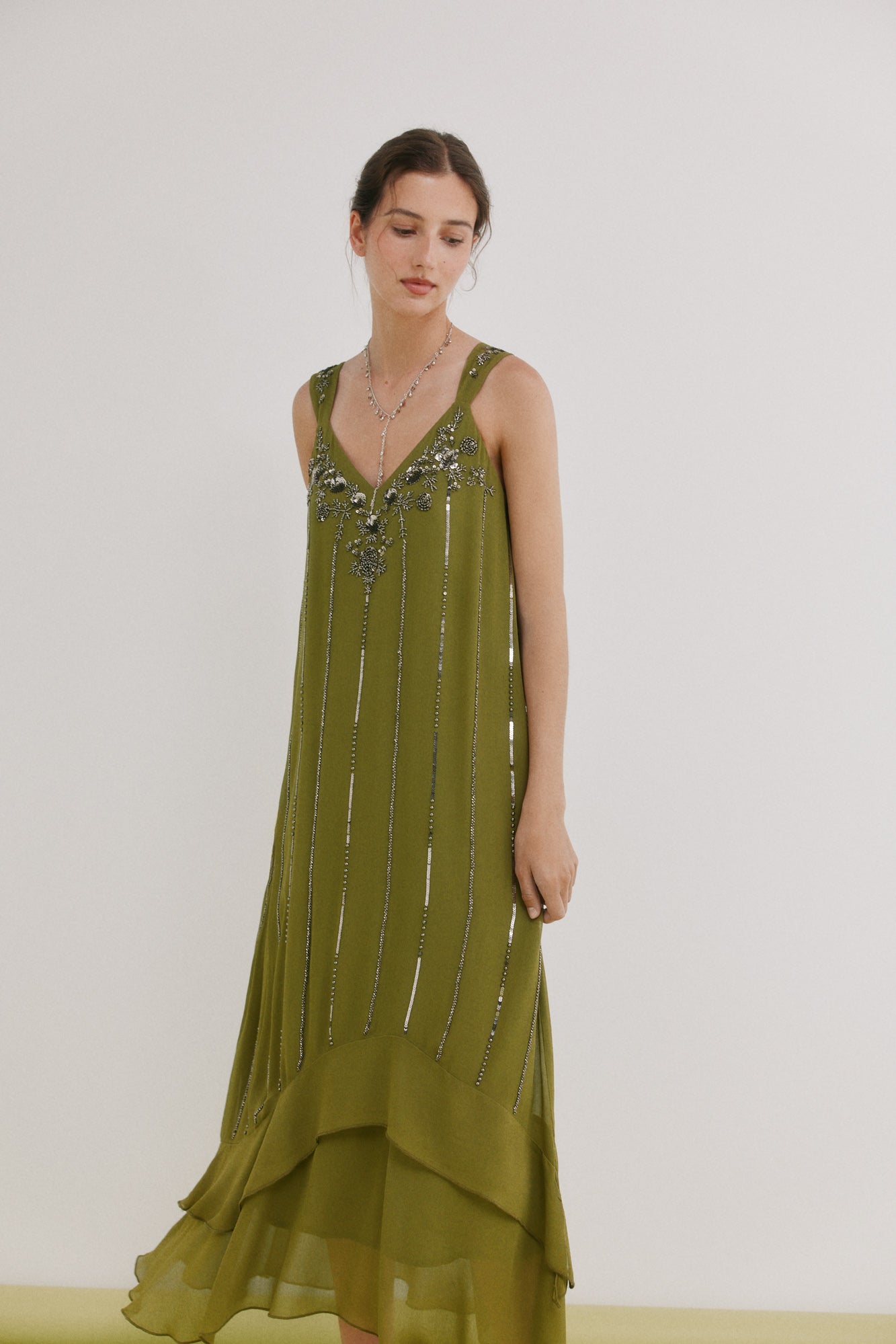 Aurore.Vestido abalorios