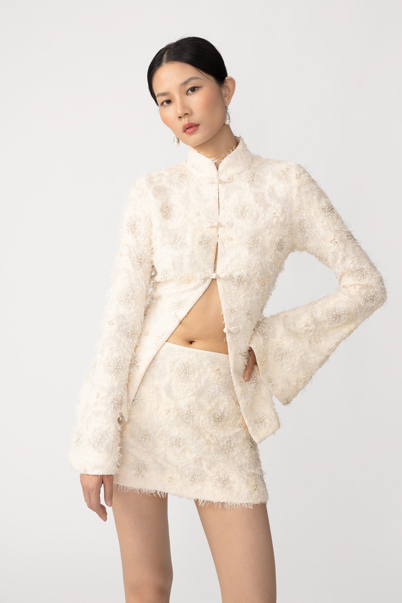 Aja Embroidered Set
