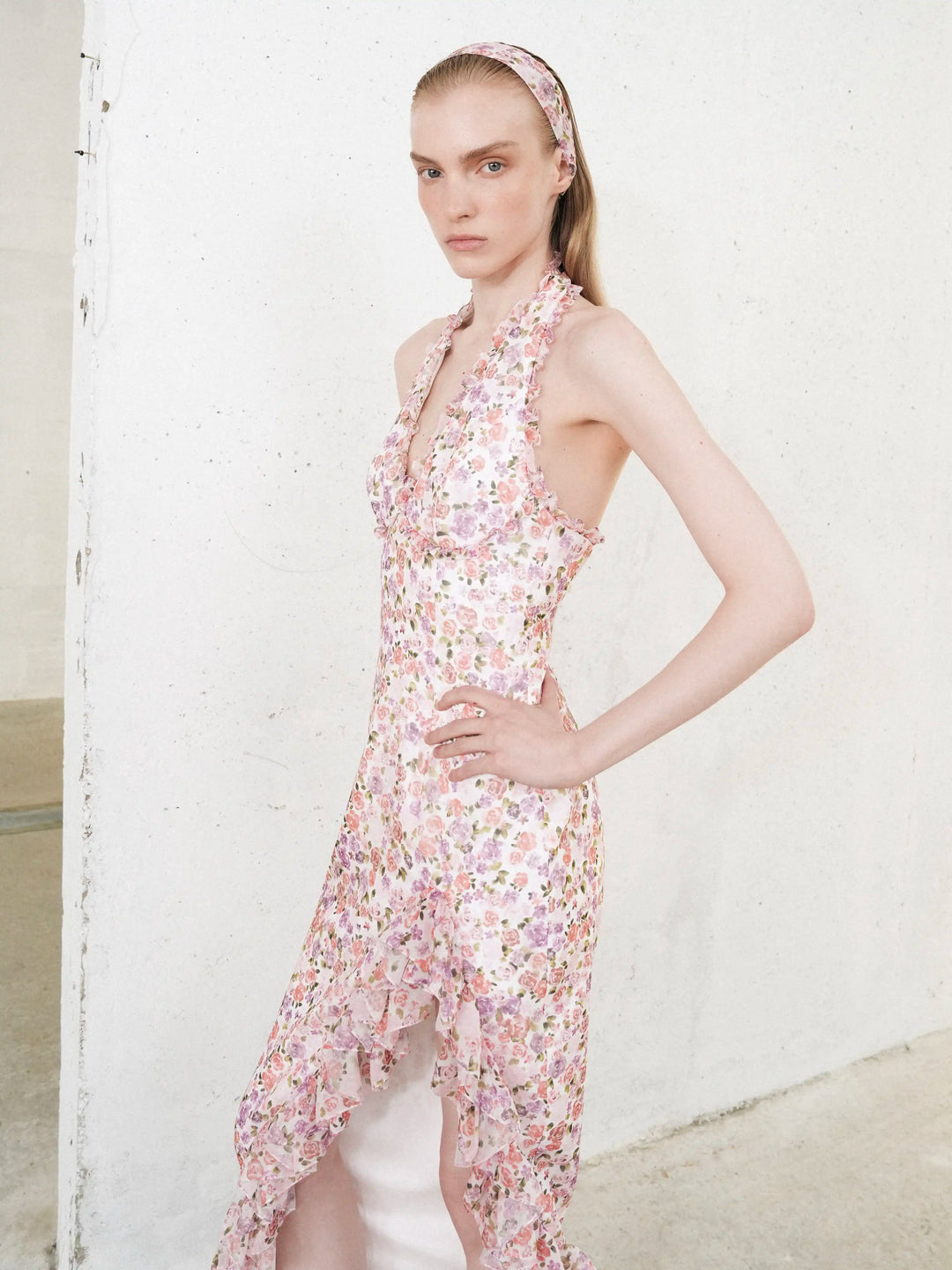 Quora midi, midi dress in milky chiffon with a floral print