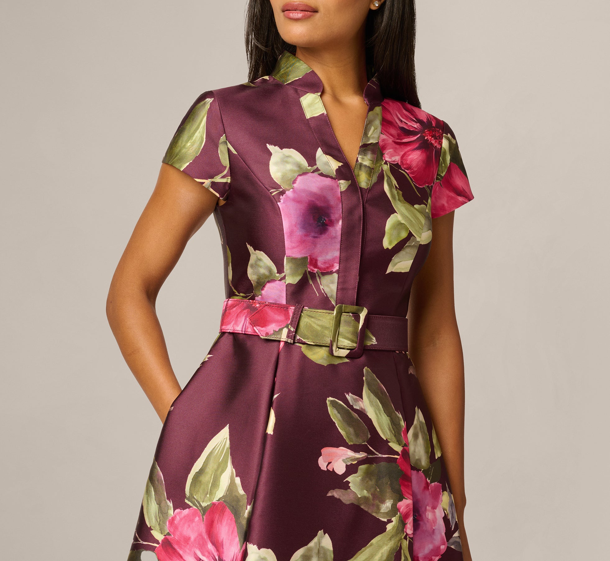 Short Sleeve Magnolia Floral Ballgown In Wine Multi - Wine Multi