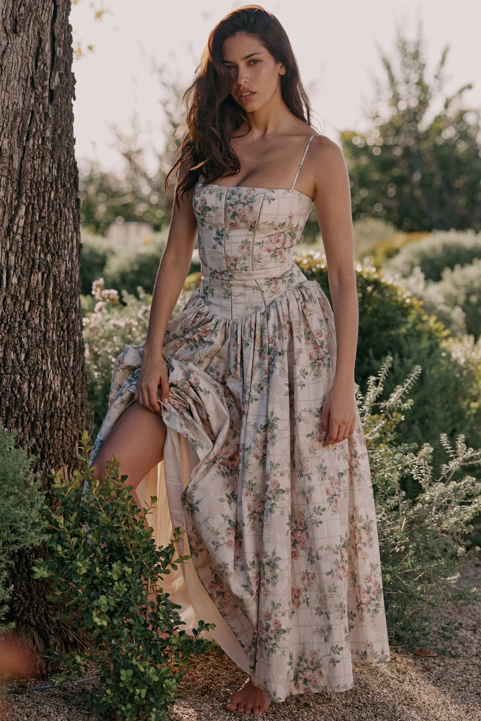 Vestido Midi Corset Estampado Floral  Modelo Izzie